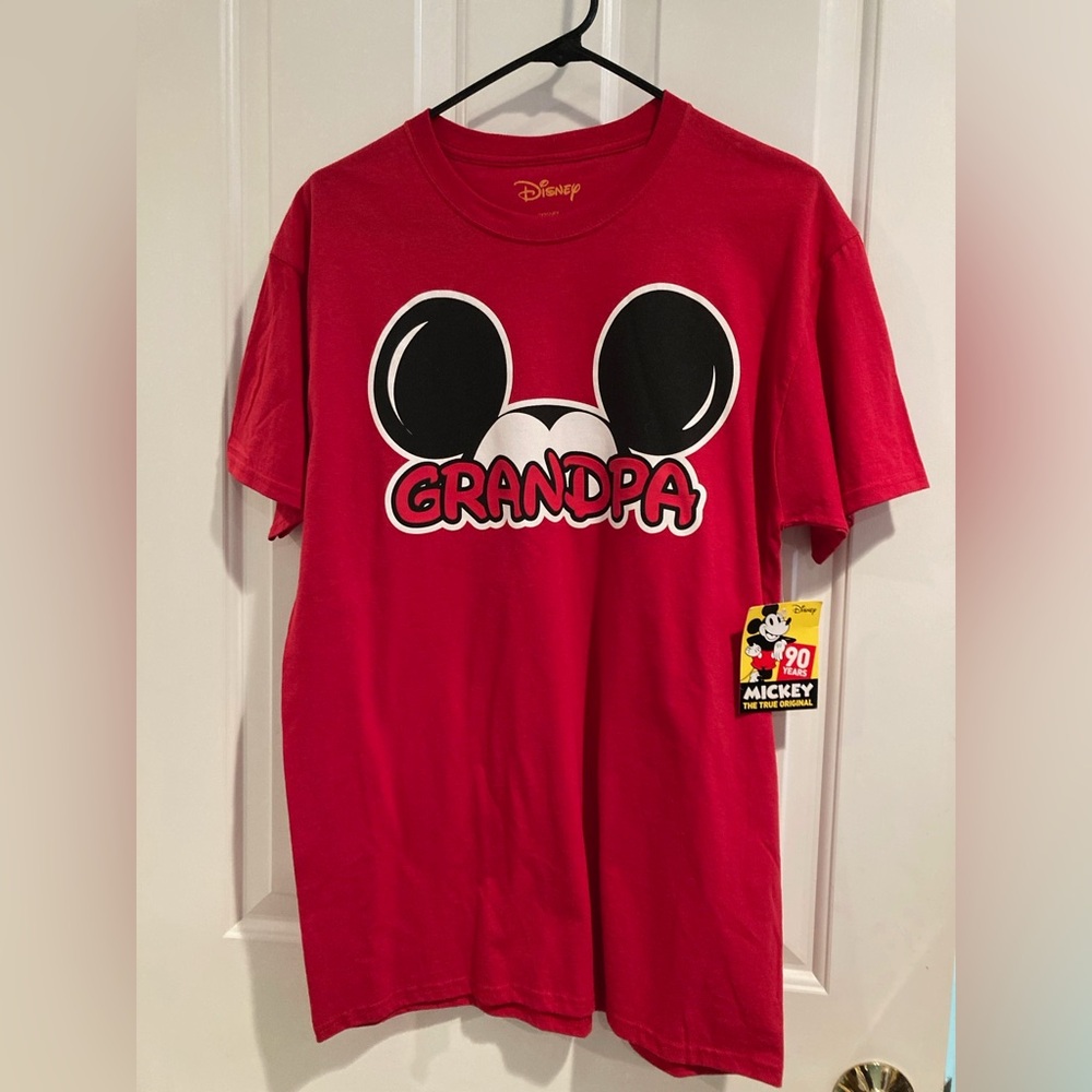NWT Disney Grandpa T-Shirt Men’s Large Mickey Mouse Ears Red Short Sleeve